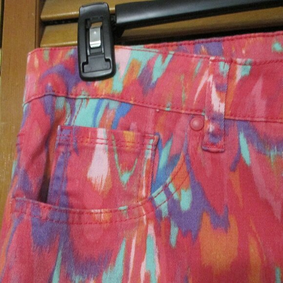 Bandolino capris, pinks, lavender, aqua, cotton stretch and pockets size 16 - Picture 4 of 8